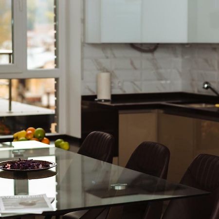 Luxury terrace view Apartment! Lviv Extérieur photo