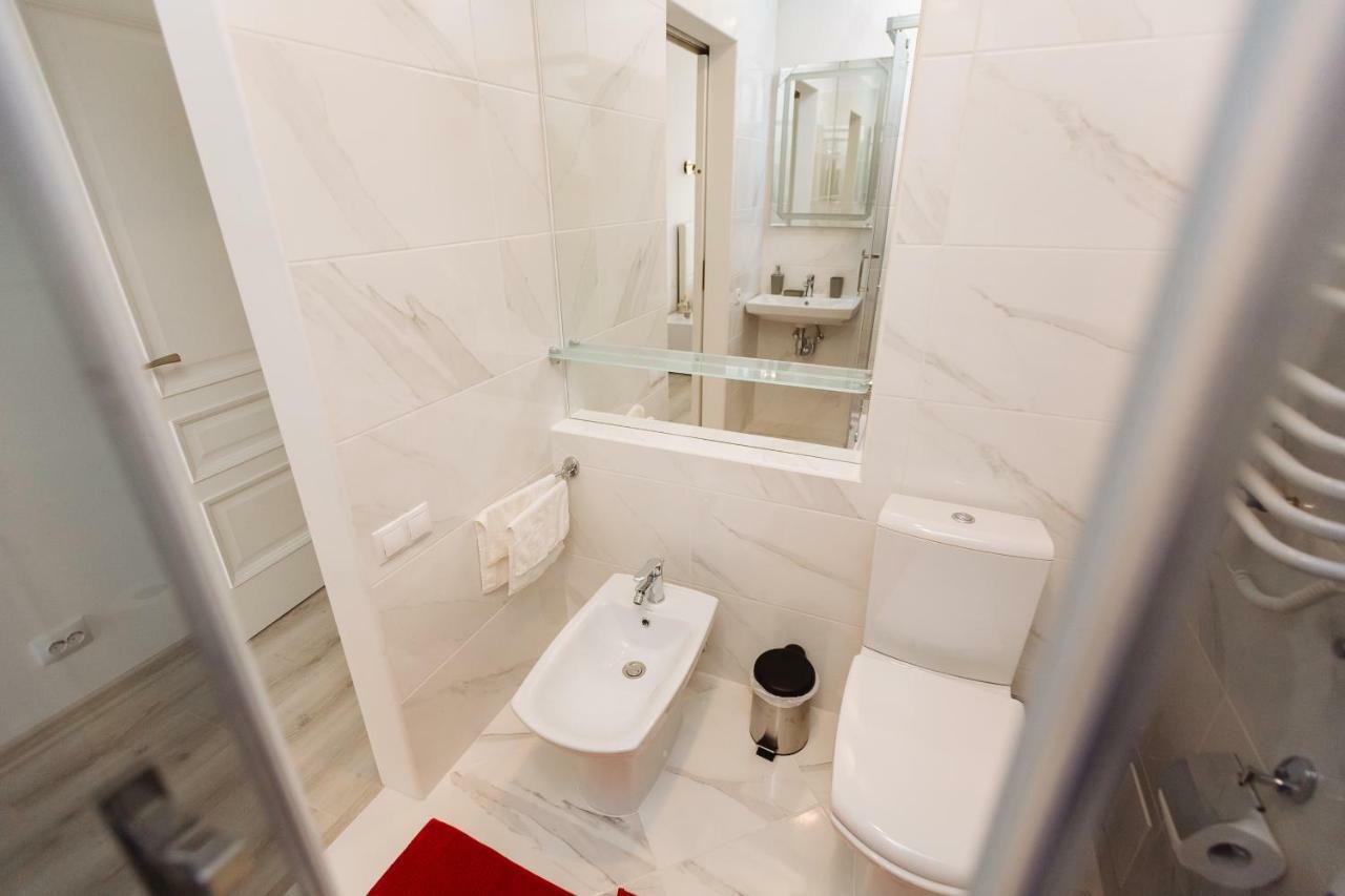 Luxury terrace view Apartment! Lviv Extérieur photo